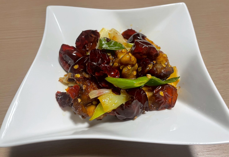 辣子鶏（ラーズージィ）